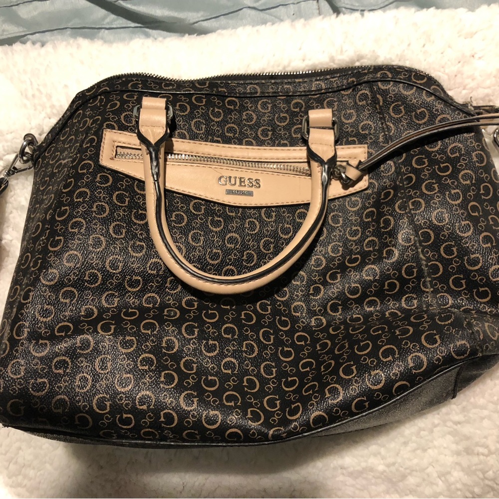 Guess Shoulder Bag